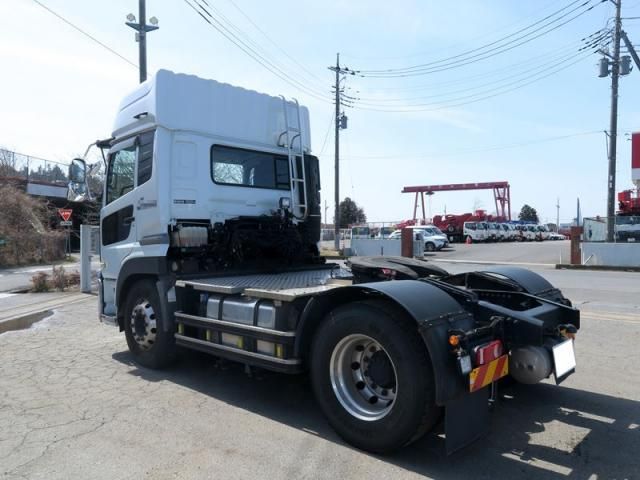 NISSAN DIESEL Quon 2020