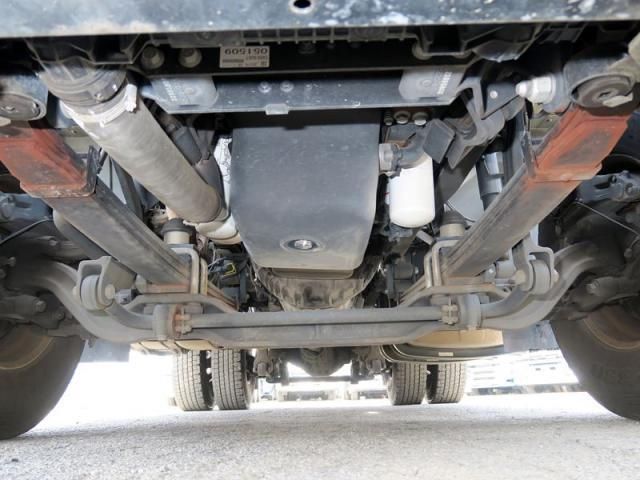 NISSAN DIESEL Quon 2020