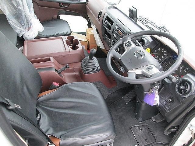 HINO RANGER 2025