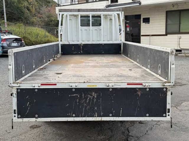 MITSUBISHI CANTER 2020