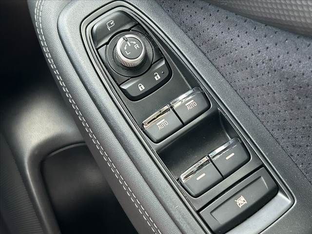 SUBARU FORESTER 2023