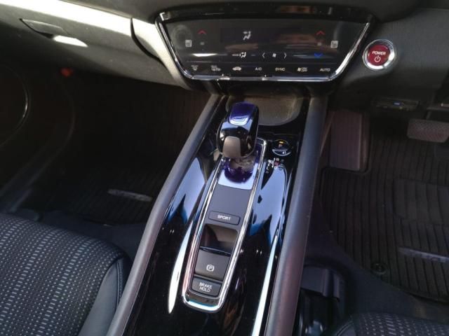 HONDA VEZEL HYBRID 2015