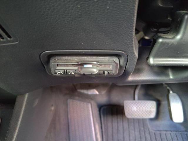 HONDA VEZEL HYBRID 2015