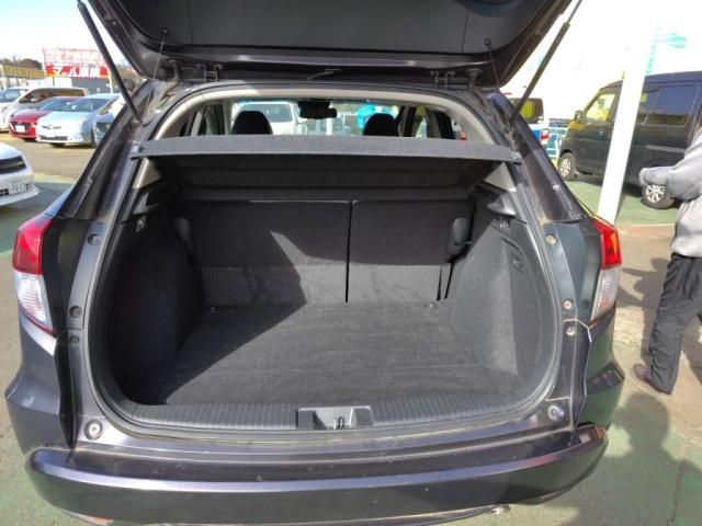 HONDA VEZEL HYBRID 2015