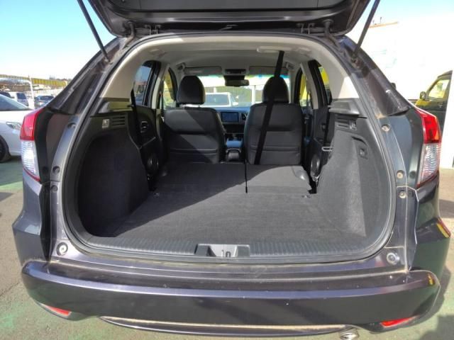 HONDA VEZEL HYBRID 2015