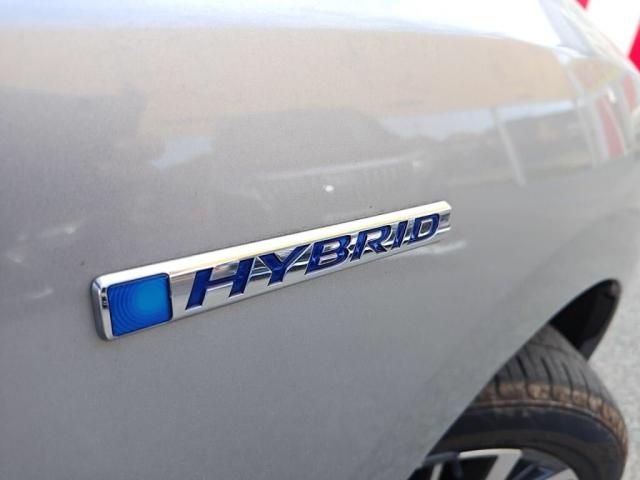 HONDA GRACE HYBRID 2018