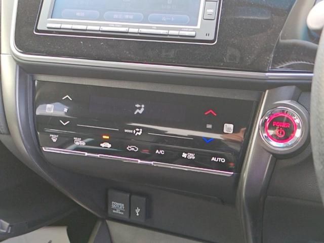 HONDA GRACE HYBRID 2018