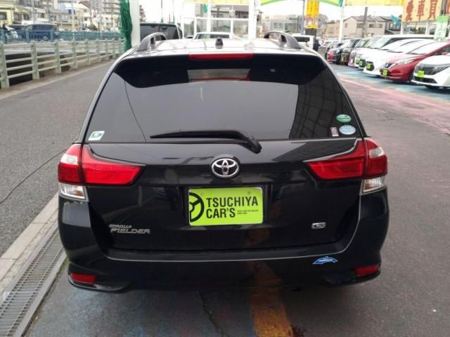 TOYOTA COROLLA FIELDER 2015