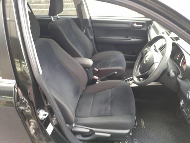 TOYOTA COROLLA FIELDER 2015