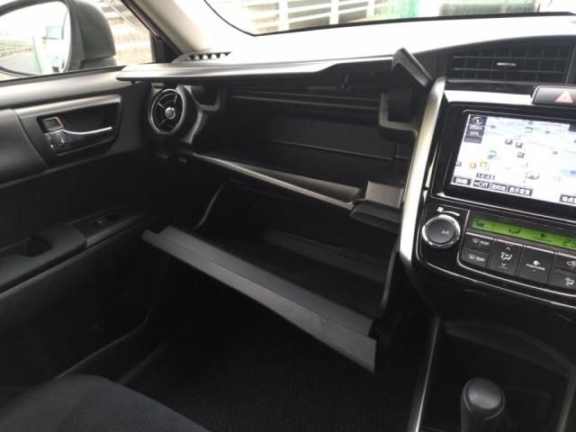 TOYOTA COROLLA FIELDER 2015