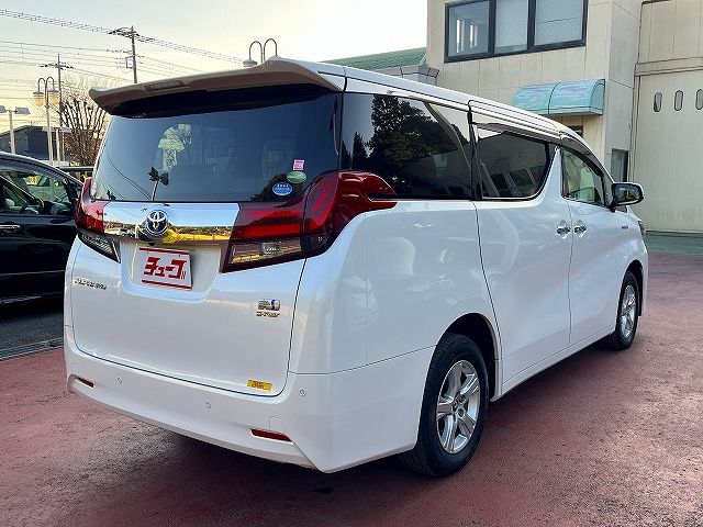 TOYOTA ALPHARD hybrid 4WD 2017