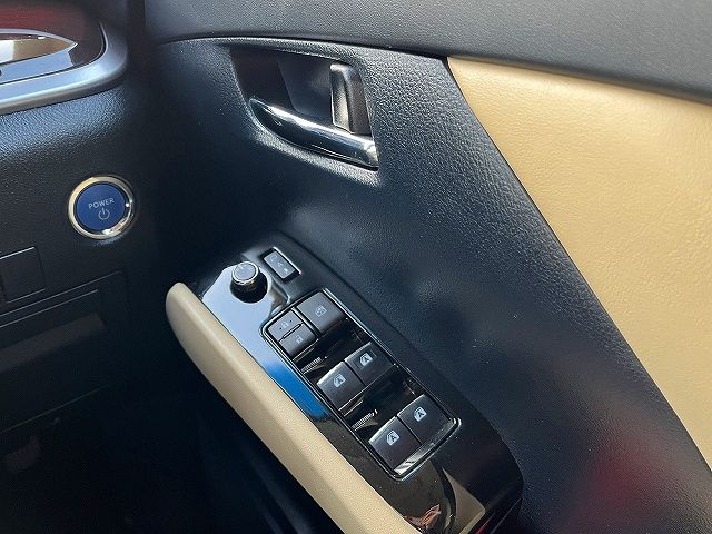 TOYOTA ALPHARD hybrid 4WD 2017