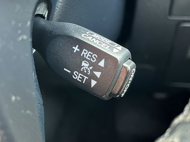 TOYOTA ALPHARD hybrid 4WD 2017