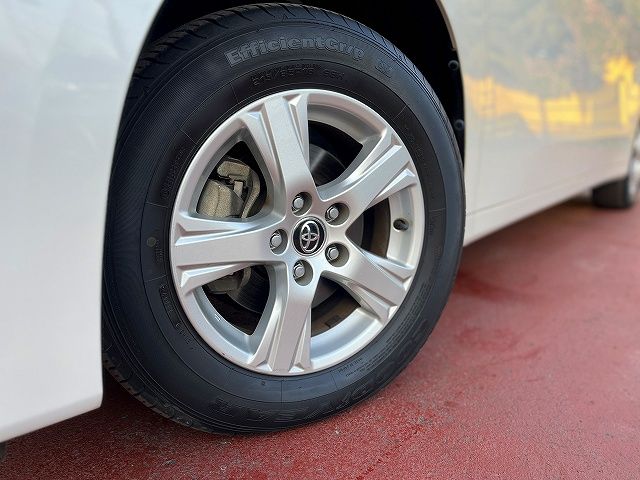 TOYOTA ALPHARD hybrid 4WD 2017