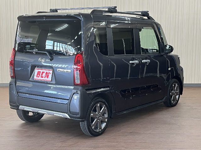 DAIHATSU TANTO FAN CROSS 2023