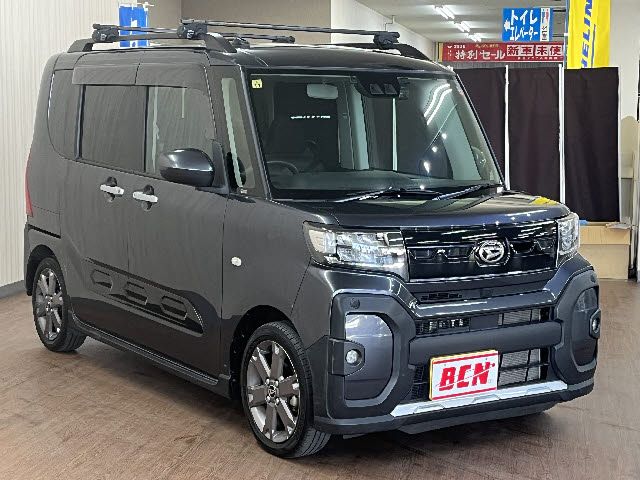DAIHATSU TANTO FAN CROSS 2023
