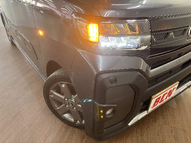 DAIHATSU TANTO FAN CROSS 2023