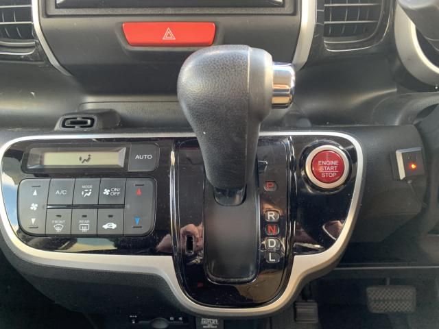 HONDA N BOX CUSTOM 2016