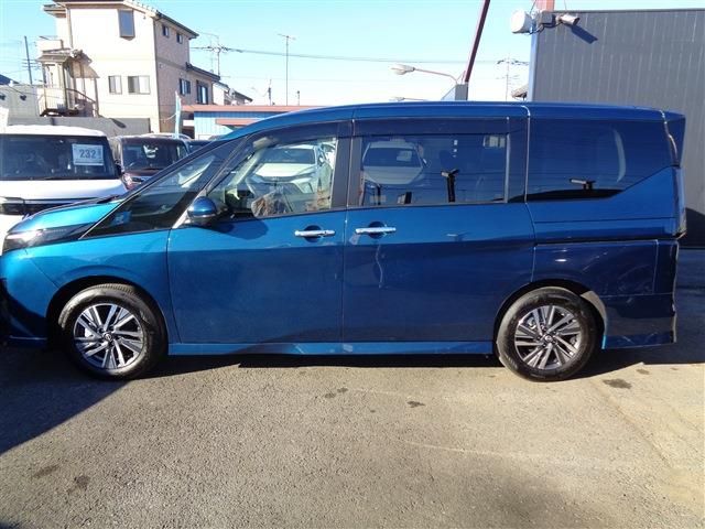 NISSAN SERENA  WG 2023