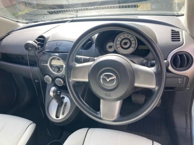 MAZDA DEMIO 2009