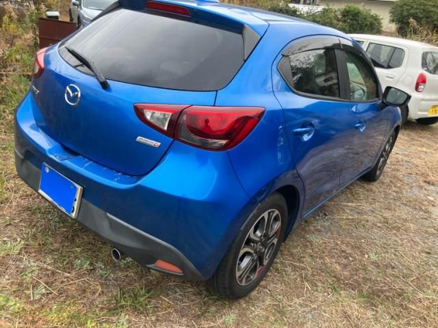 MAZDA DEMIO 2016