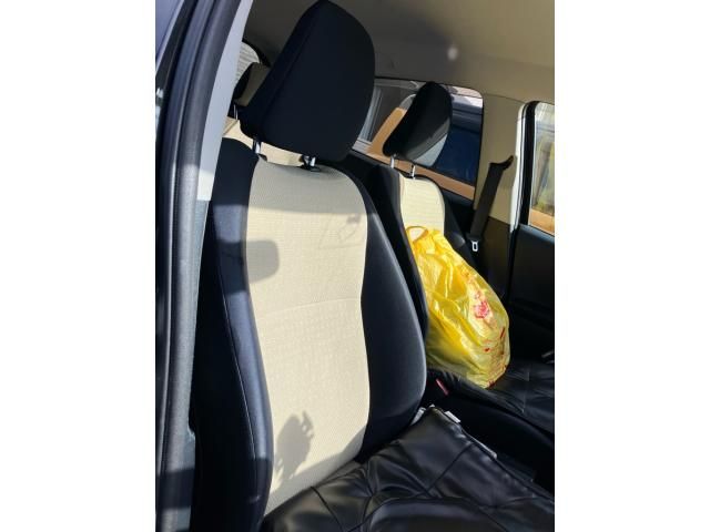 TOYOTA VITZ  4WD 2012