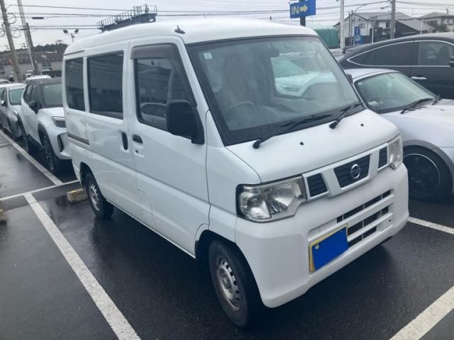 NISSAN NV100 CLIPPER 2013