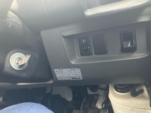 NISSAN NV100 CLIPPER 2013