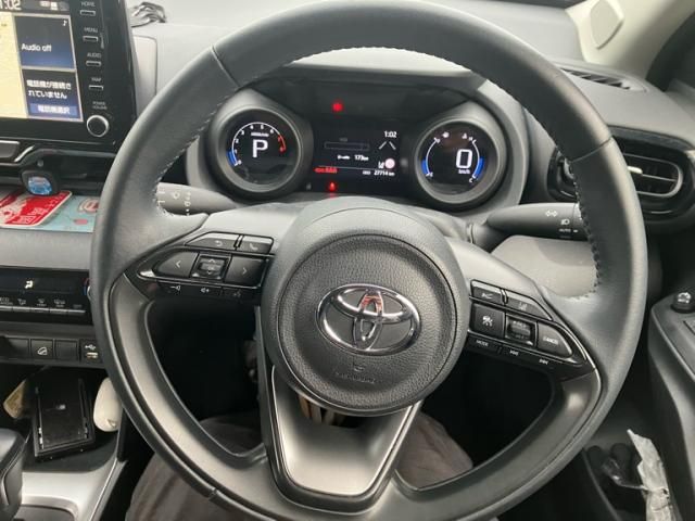 TOYOTA YARIS CROSS 2021