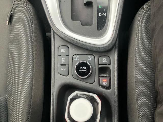 TOYOTA YARIS CROSS 2021