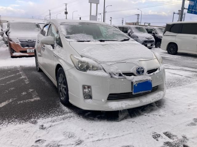 TOYOTA PRIUS 2011