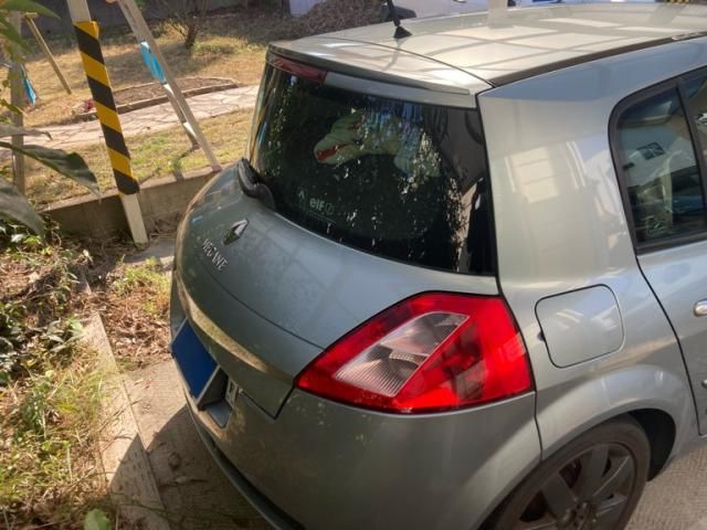 RENAULT RENAULT MEGANE hatchback 2005