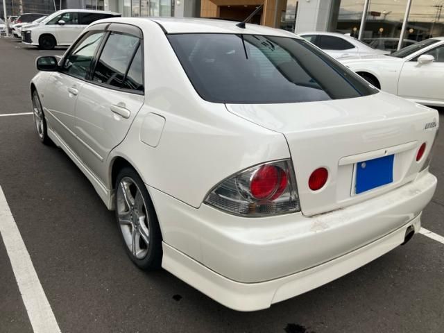 TOYOTA ALTEZZA 2001