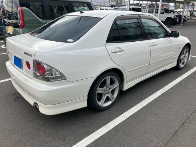 TOYOTA ALTEZZA 2001