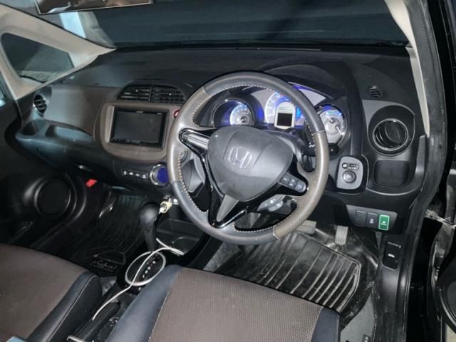 HONDA FIT SHUTTLE HYBRID 2012