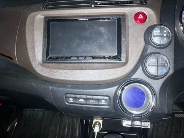 HONDA FIT SHUTTLE HYBRID 2012