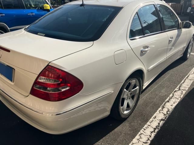 MERCEDES BENZ MERCEDES BENZ E class sedan 2004