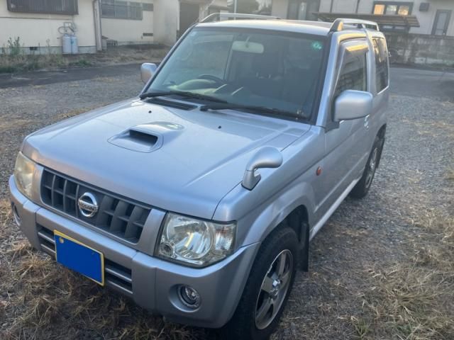 NISSAN KIX 4WD 2011