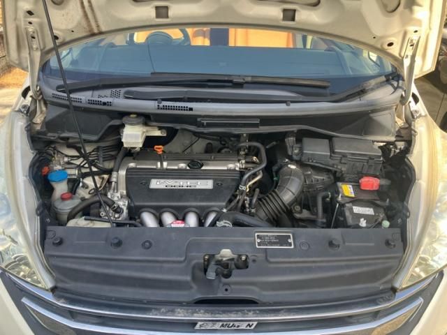 HONDA STEPWAGON 4WD 2005