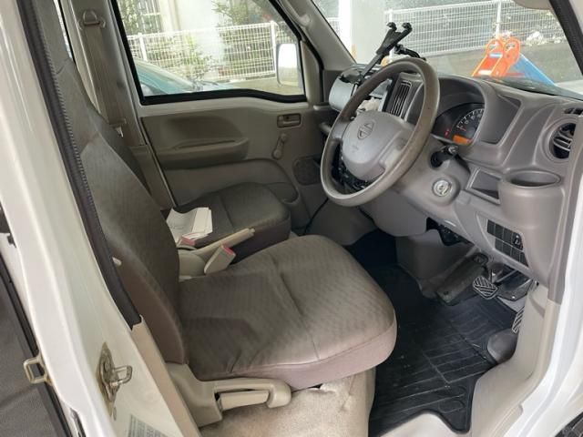 NISSAN NV100 CLIPPER 2017