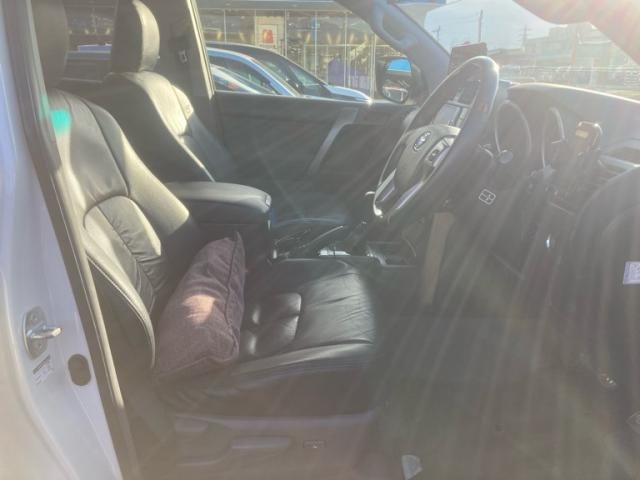 TOYOTA LANDCRUISER PRADO 2011