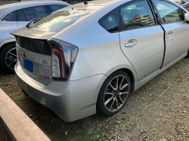 TOYOTA PRIUS 2012
