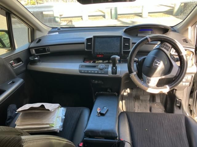 HONDA FREED HYBRID 2014