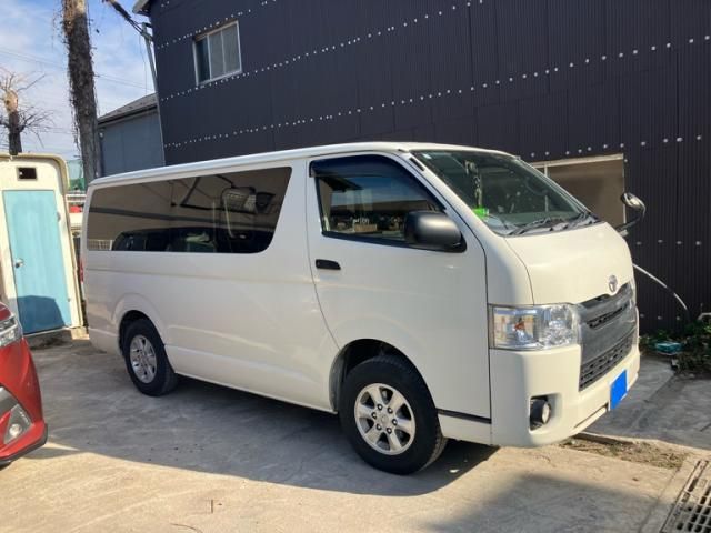 TOYOTA HIACE van 4WD 2014