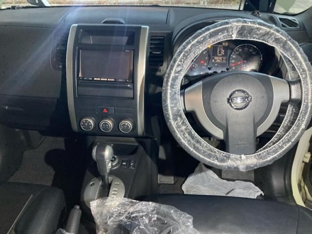 NISSAN X-TRAIL 4WD 2011