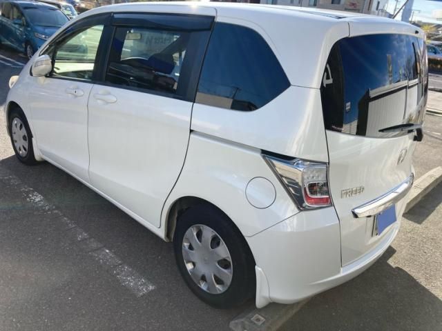 HONDA FREED 2014