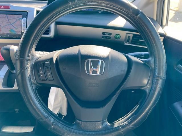 HONDA FREED 2014