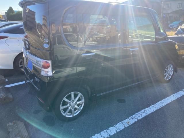 DAIHATSU TANTO CUSTOM 2011