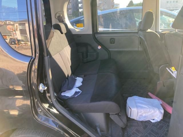 DAIHATSU TANTO CUSTOM 2011