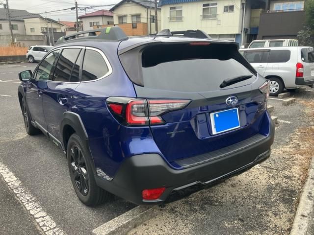 SUBARU LEGACY OUTBACK 2022